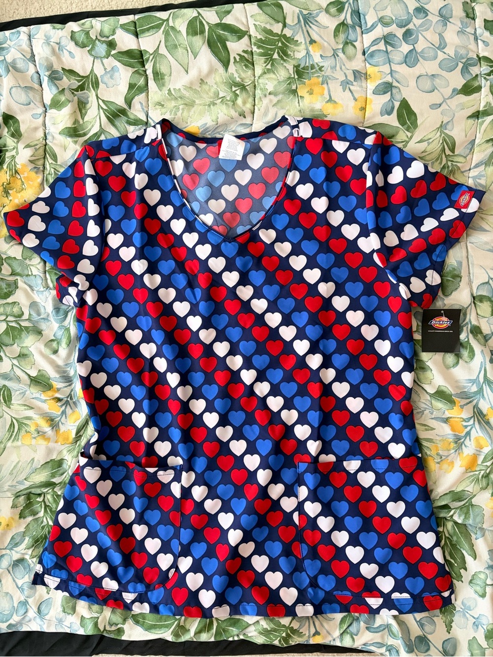Dickies Short-Sleeve V-Neck Top in Blue, Red & White Heart Print